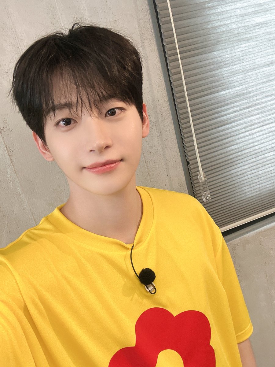 Latest photo of CRAVITY