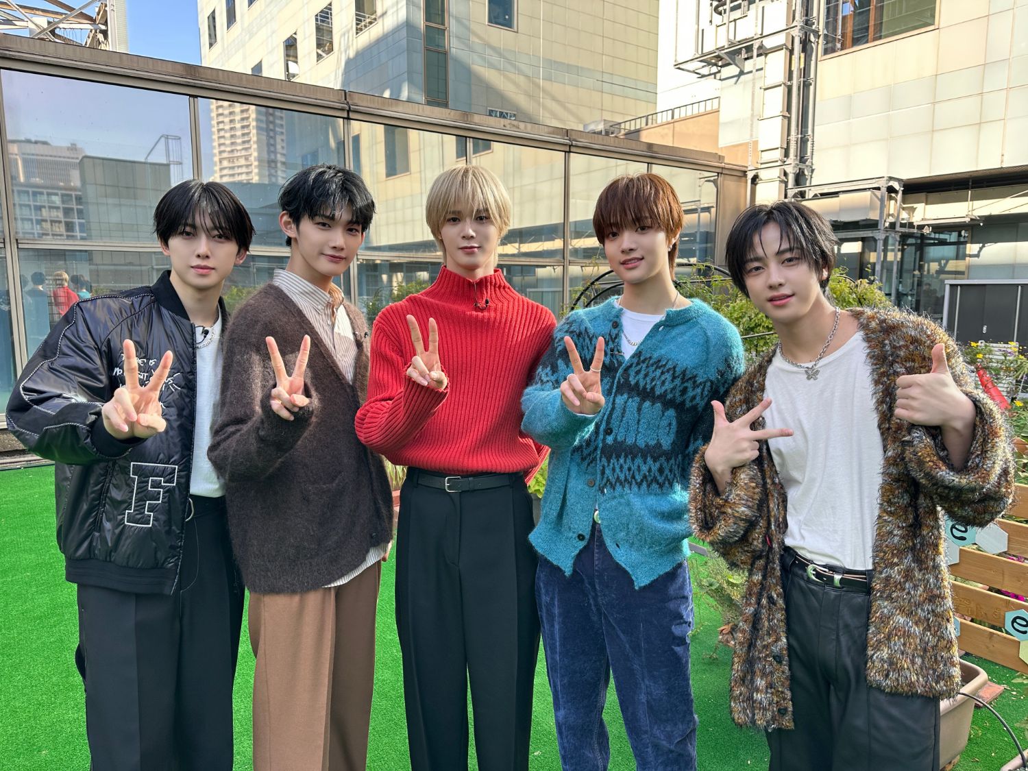 Behind-the-scenes cut of Jo (&TEAM)