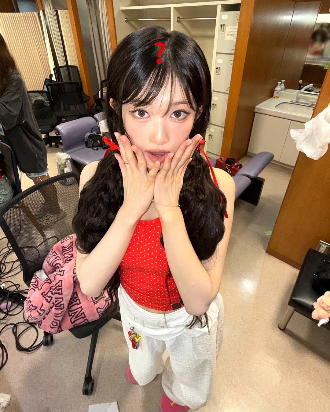 Recent activity shot of Leeseo (IVE)