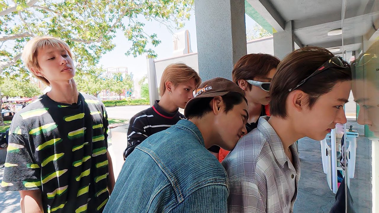 A moment captured by CORTIS's fan