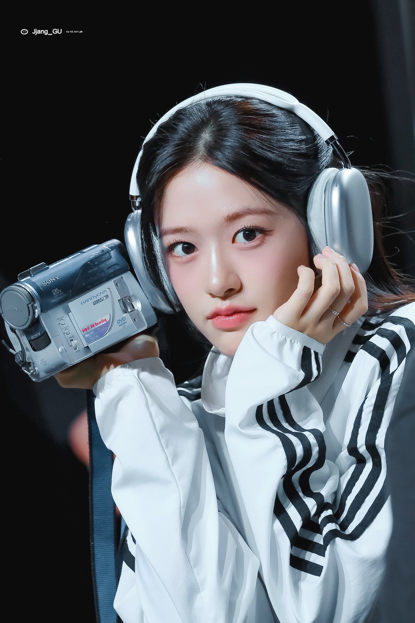 IZ*ONE的最新照片