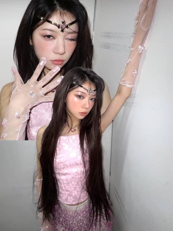 Behind-the-scenes cut of Moka (ILLIT)