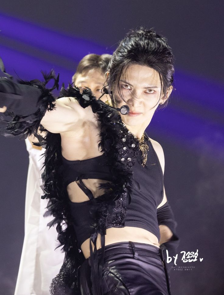 ATEEZ的最新活動照片