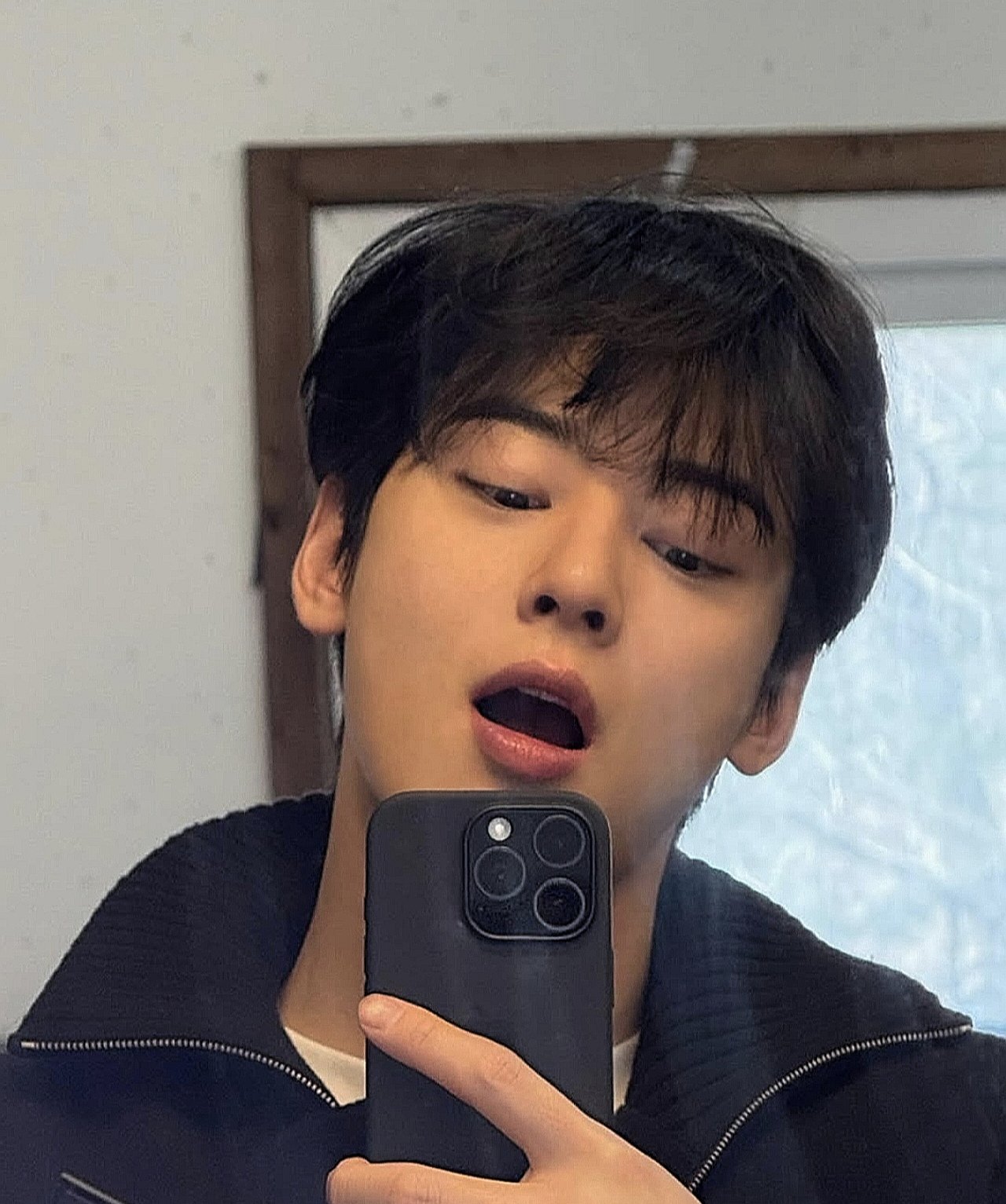 A moment captured by Eunwoo (ASTRO)'s fan