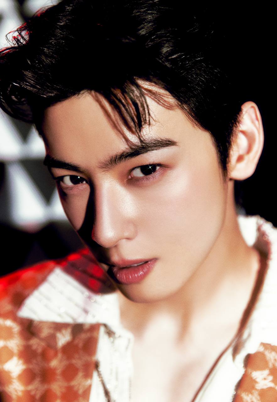 A moment captured by Eunwoo (ASTRO)'s fan