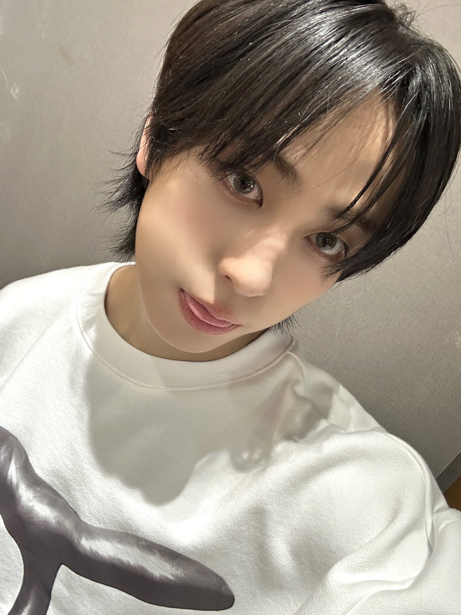 Behind-the-scenes cut of Taki (&TEAM)