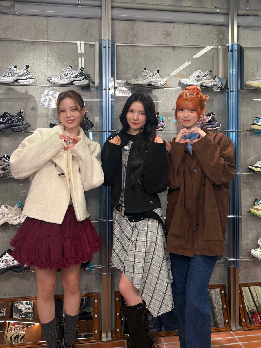 NiziU的最新活動照片