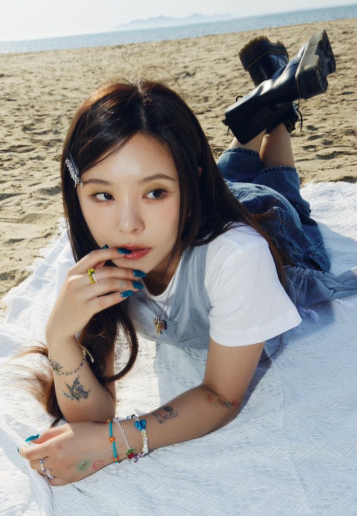 Behind-the-scenes cut of Wheein (MAMAMOO)
