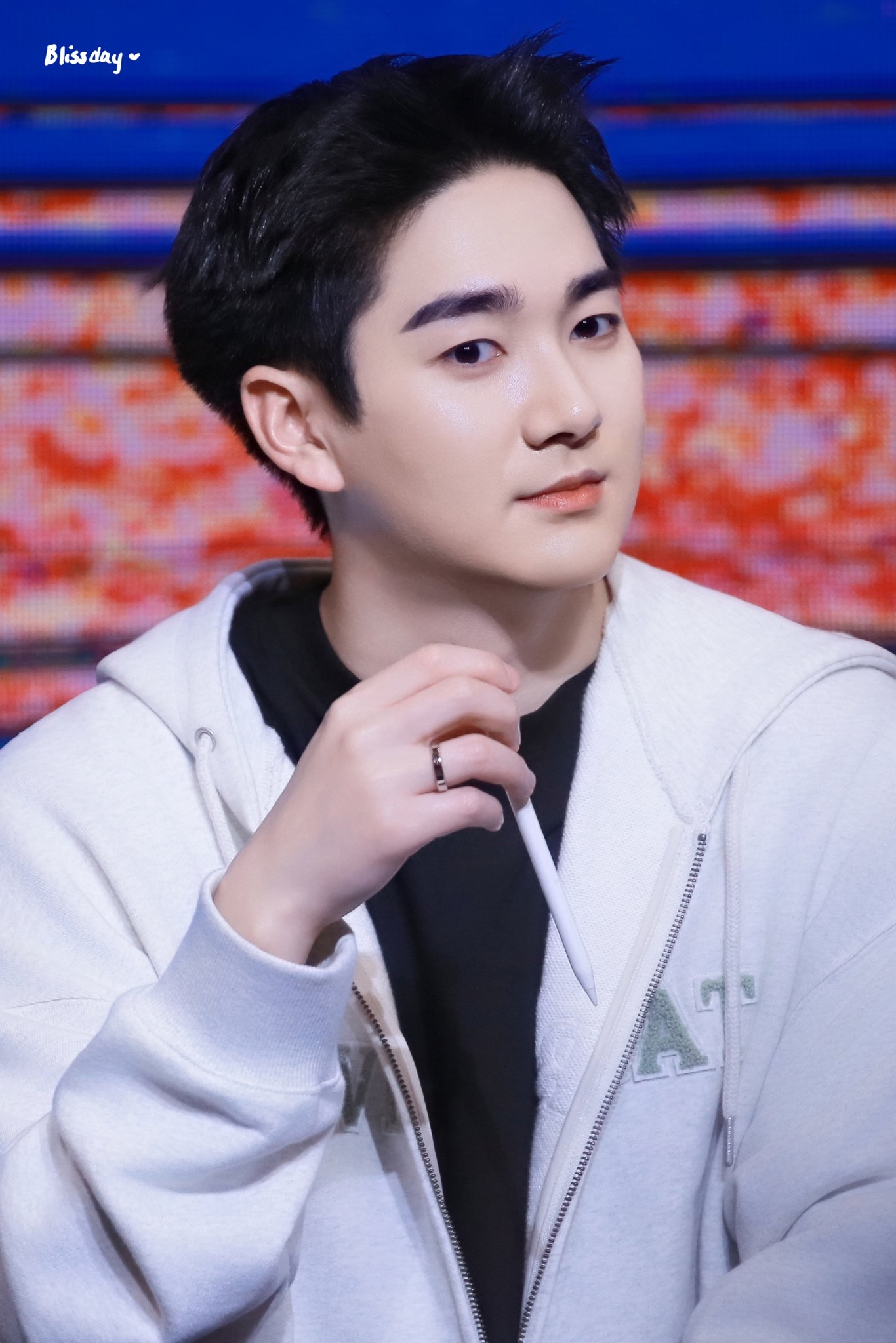 Recent activity shot of Aron