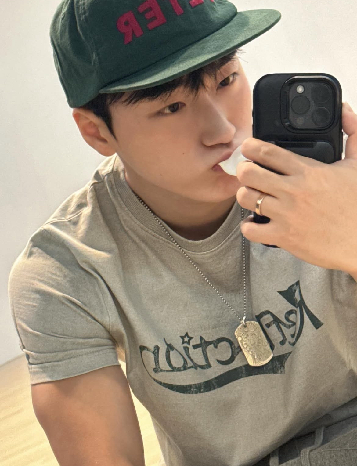 Behind-the-scenes cut of San (ATEEZ)