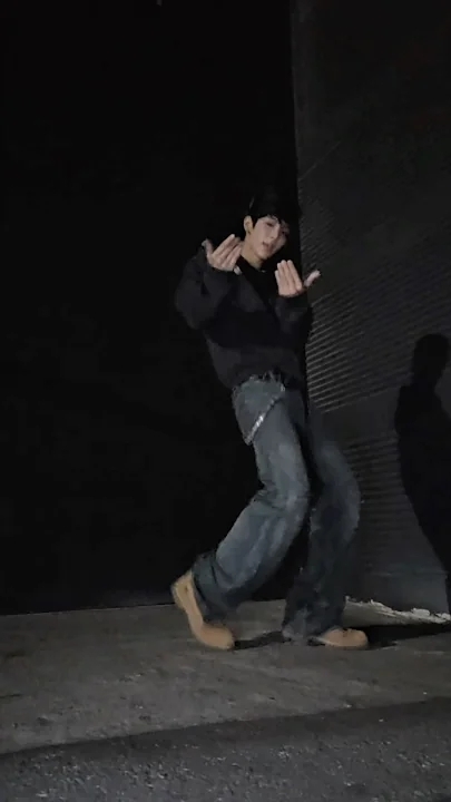 Recent activity shot of SHOTARO (RIIZE)