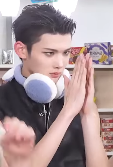 Recent activity shot of Jo (&TEAM)