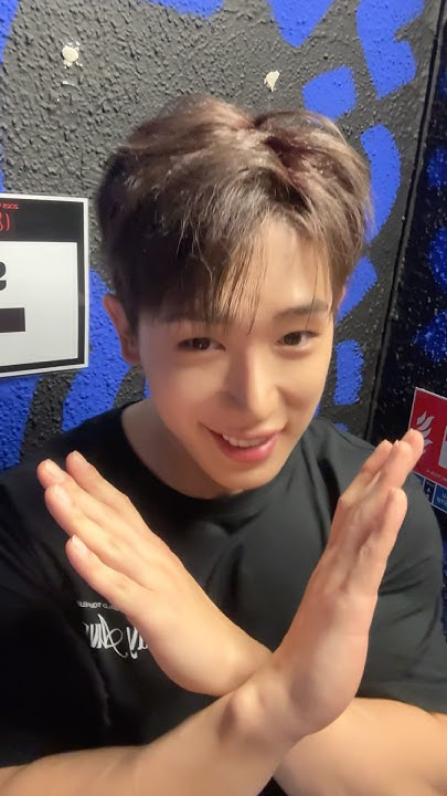 Fan-made special wallpaper for Wonho