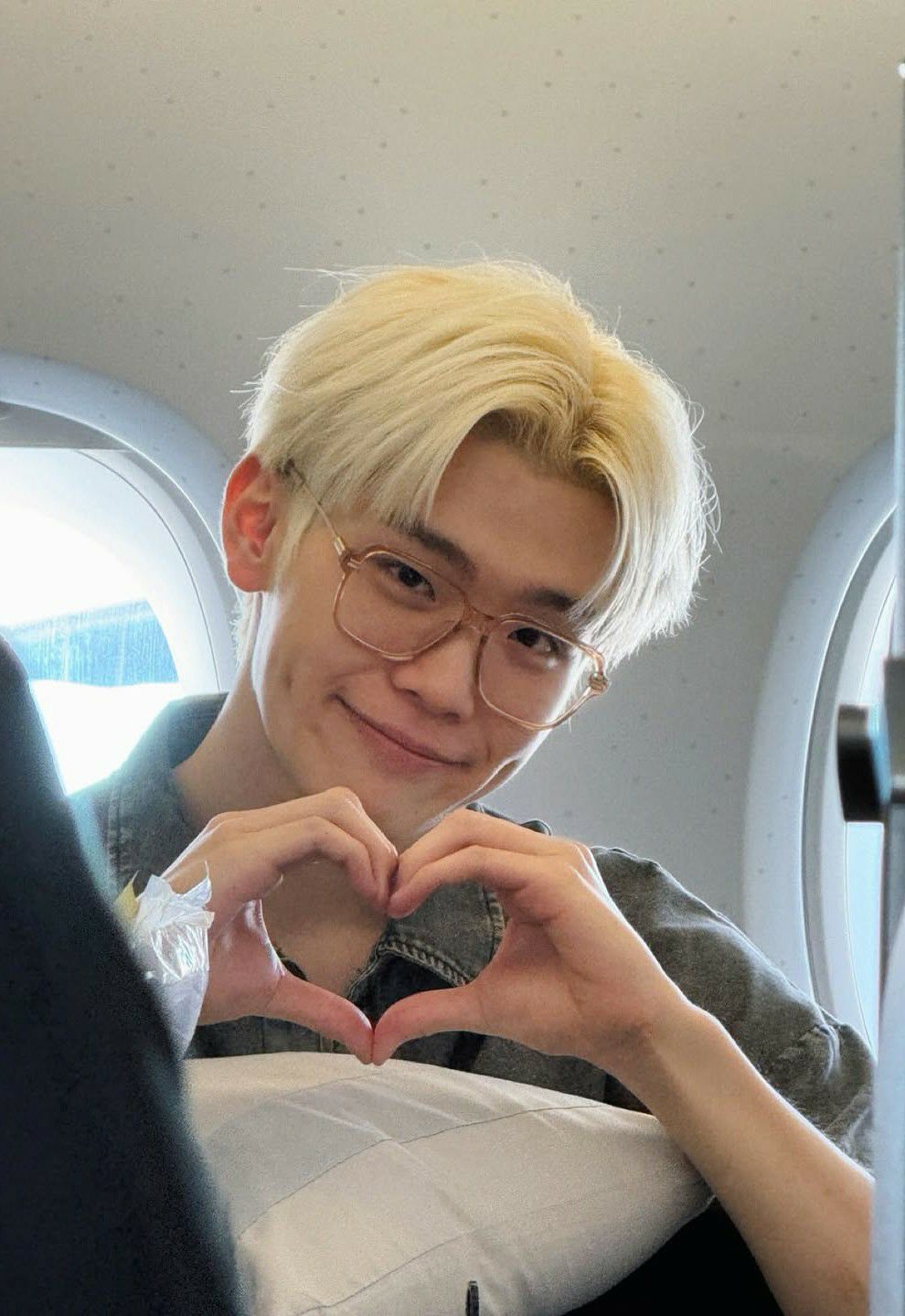 Latest photo of Kim Taerae (ZEROBASEONE)