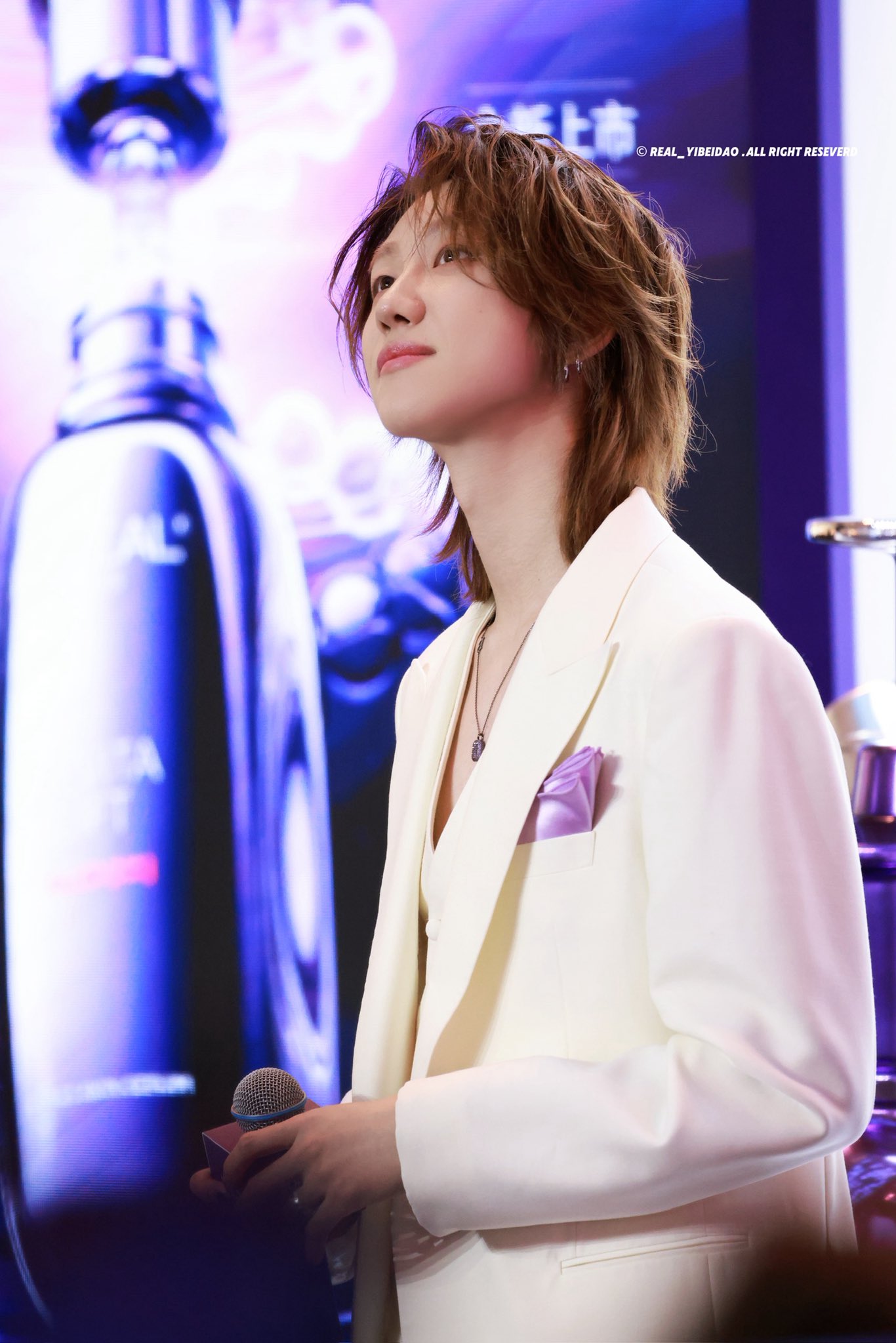 Recent activity shot of The 8 (SEVENTEEN)