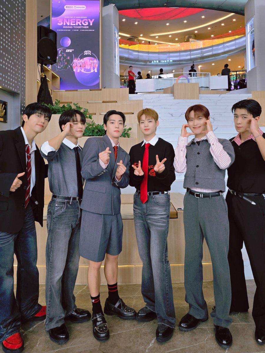 Behind-the-scenes cut of ONF