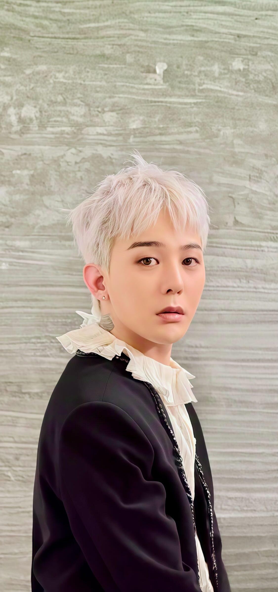 Latest photo of G-DRAGON (BIGBANG)
