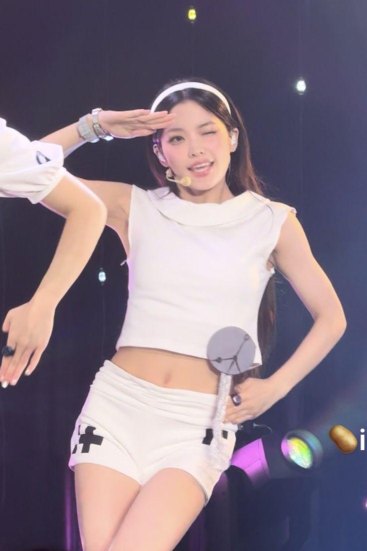 イロハ (ILLIT)ファンが撮った瞬間