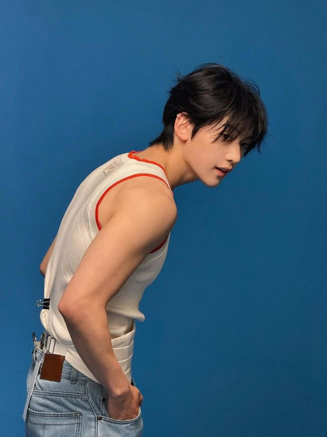 Latest photo of Seok Matthew (ZEROBASEONE)