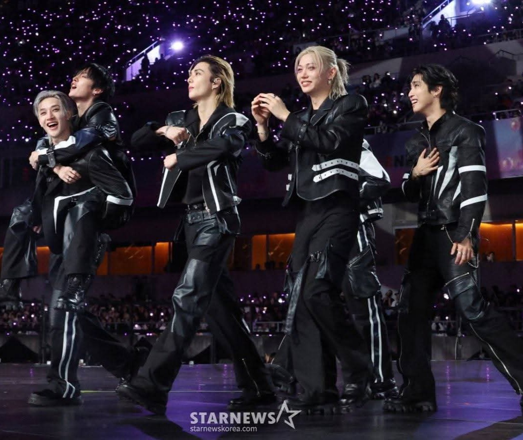 Stray Kids의 최신 사진