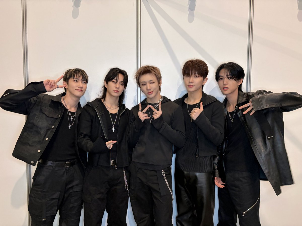 TNX 최근 활동샷