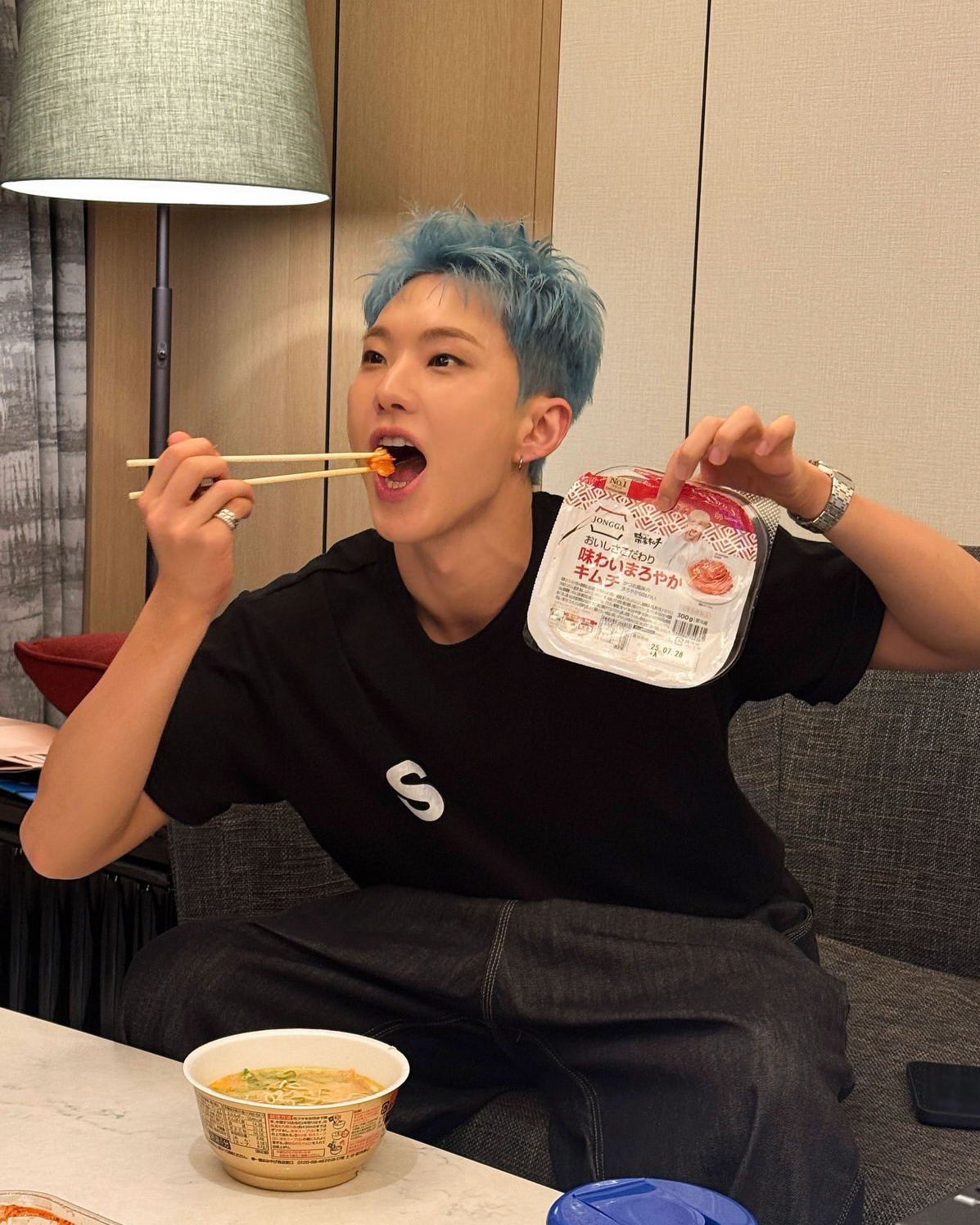 ホシ (SEVENTEEN)の最近の活動写真