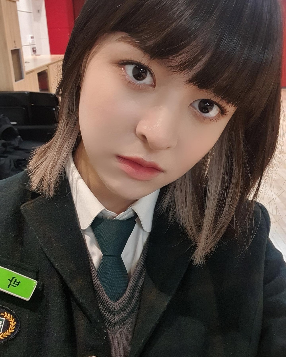 Latest photo of LILY (NMIXX)