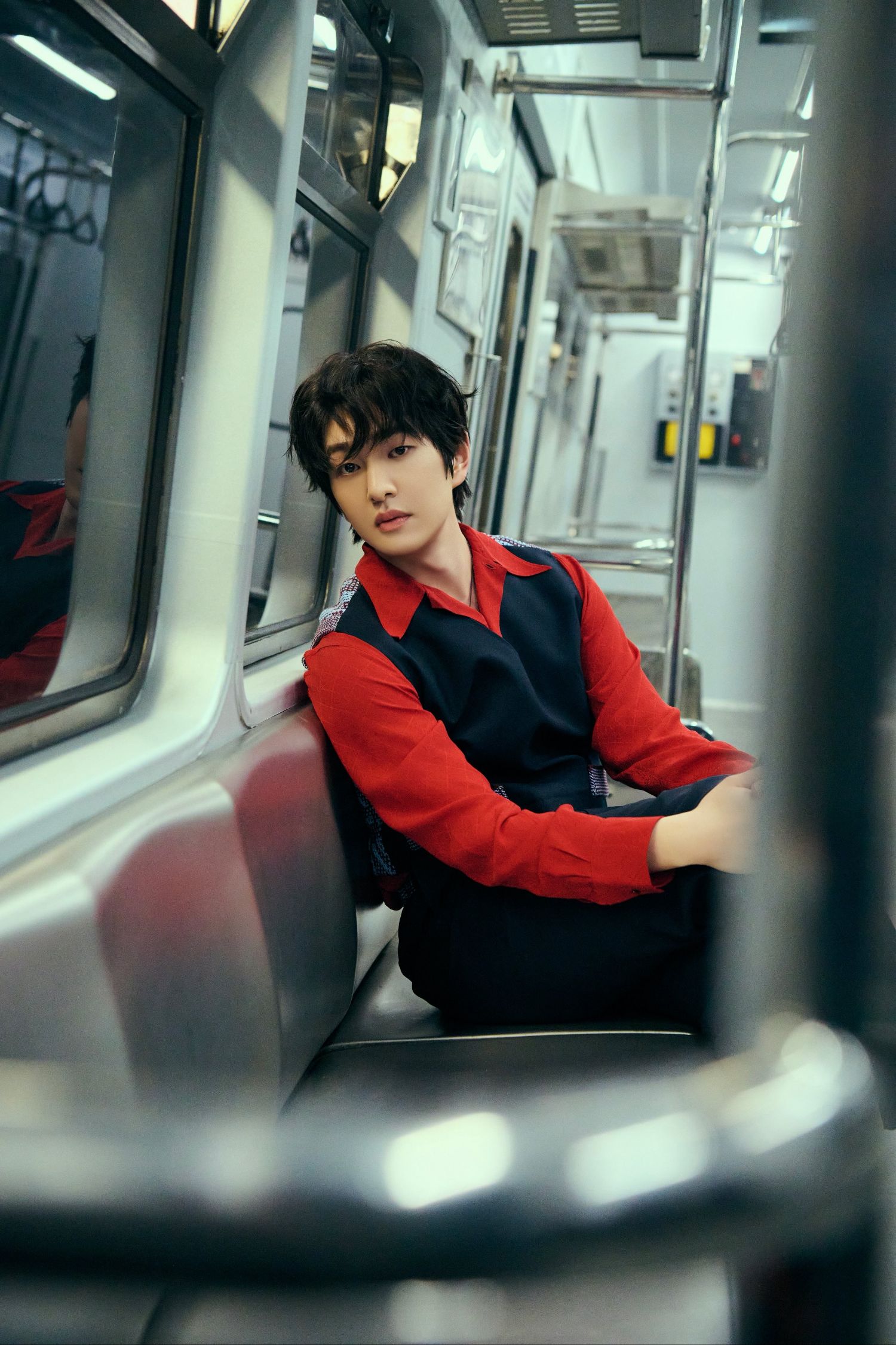 Behind-the-scenes cut of Onew (SHINee)