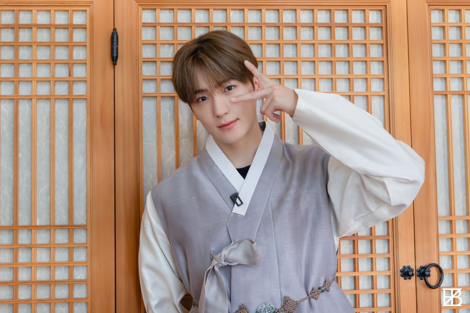 Behind-the-scenes cut of Hyunjae (THE BOYZ)