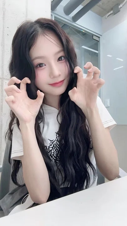 Latest photo of UNIS