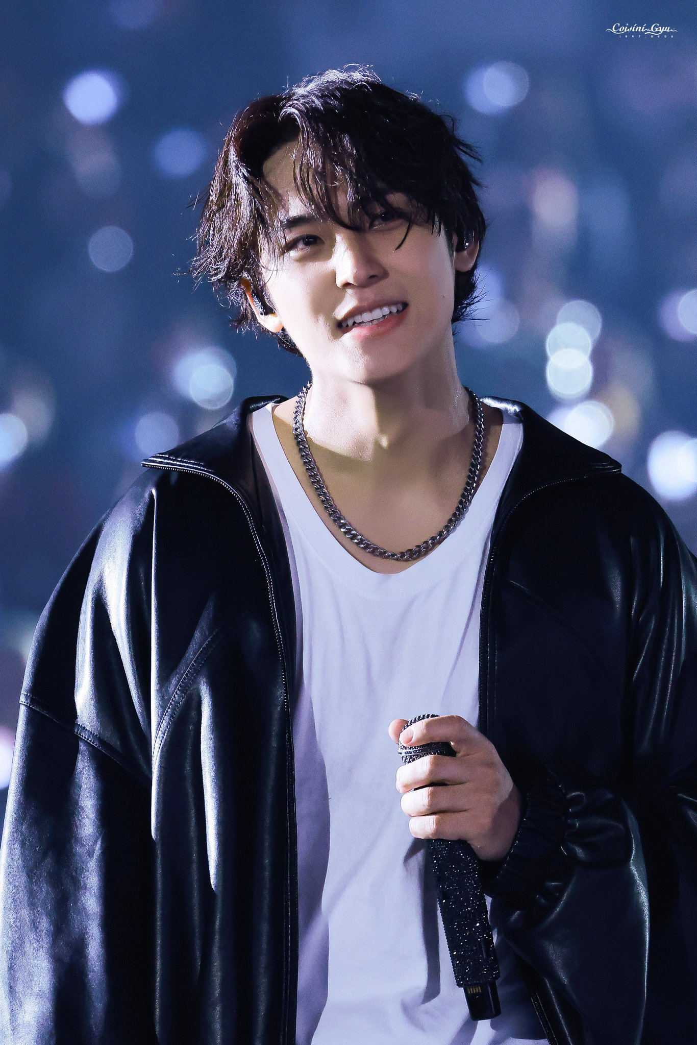 Latest photo of Mingyu (SEVENTEEN)