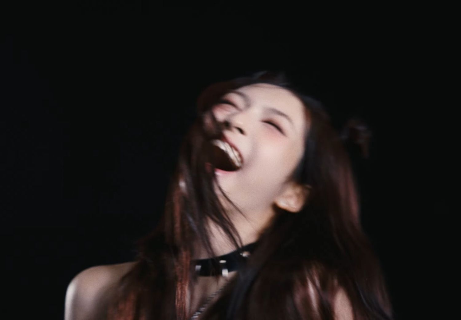 Chiquita (BABYMONSTER)的幕后花絮