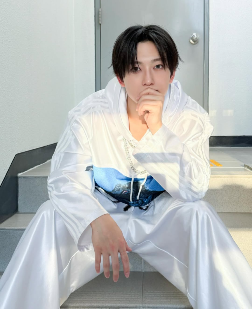 Momen yang diabadikan oleh penggemar Fuma (&TEAM)