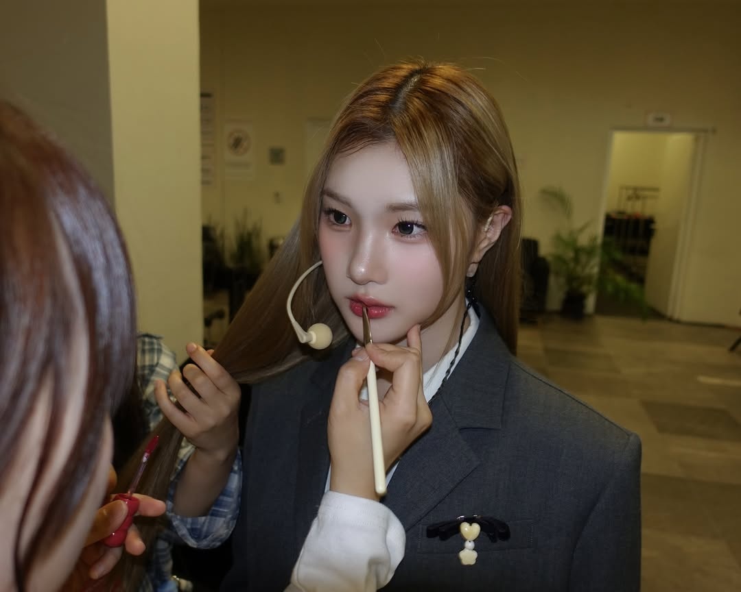 Behind-the-scenes cut of Juun (Hearts2Hearts)