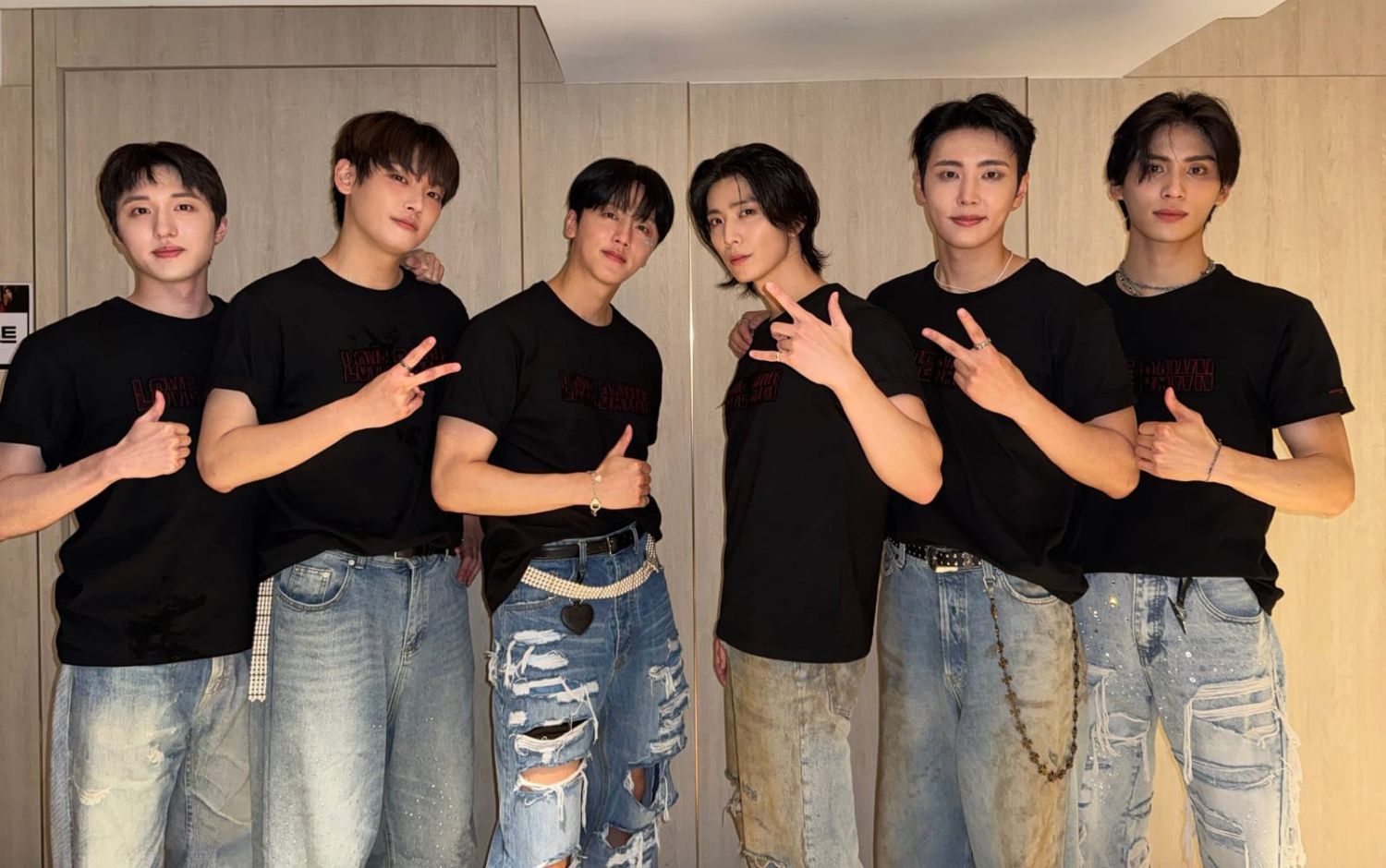 Behind-the-scenes cut of SF9
