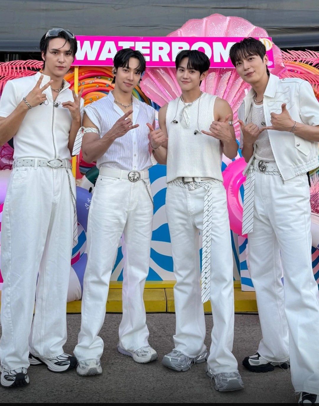A moment captured by Highlight's fan