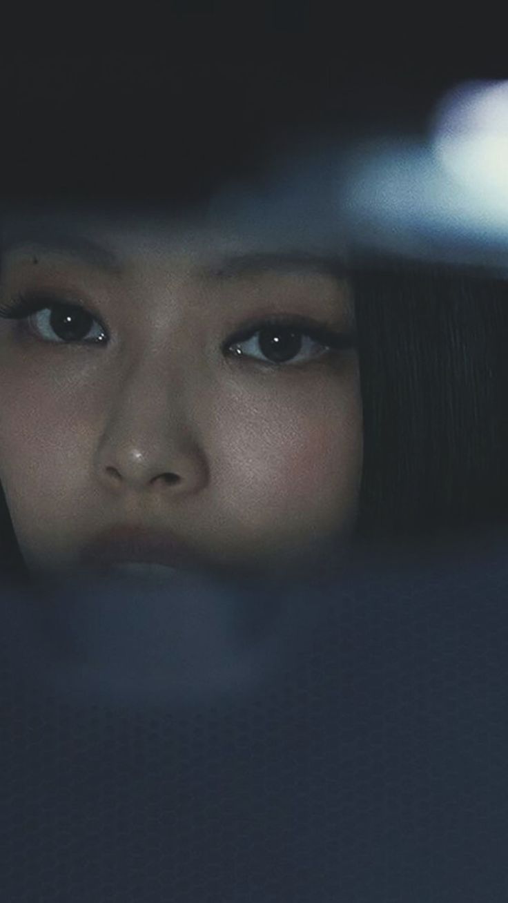 Jennie (BLACKPINK)粉丝拍下的瞬间