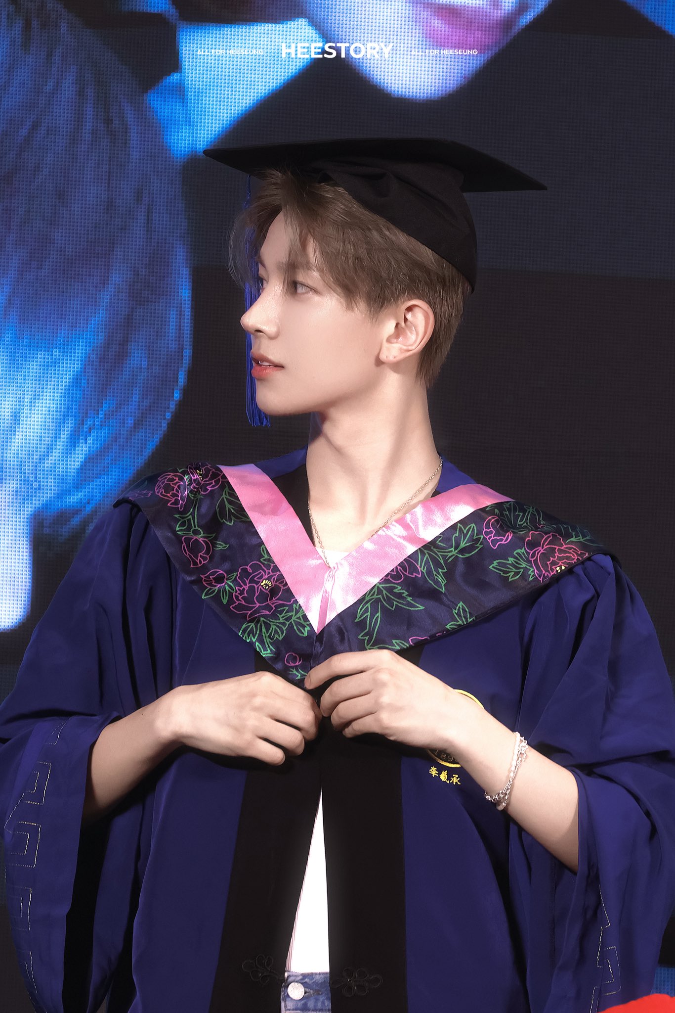 A moment captured by Heeseung (ENHYPEN)'s fan
