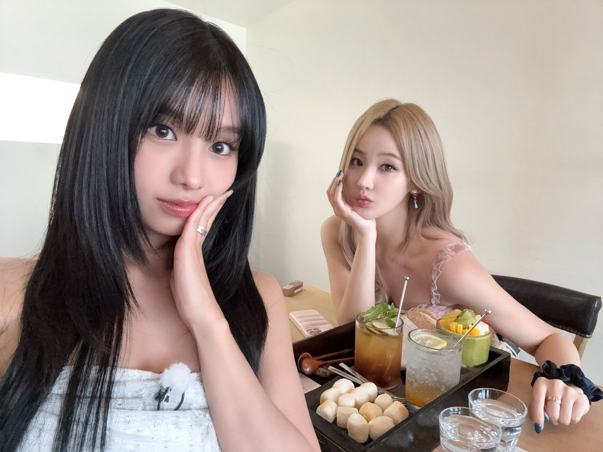 Behind-the-scenes cut of KISS OF LIFE