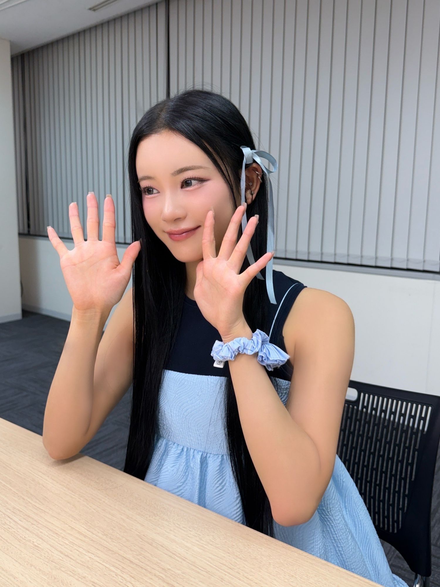 Recent activity shot of Sakurai Miu (ME:I)