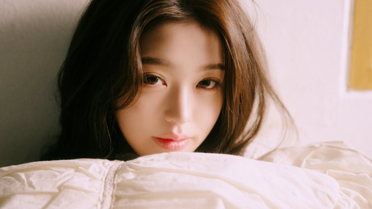 Behind-the-scenes cut of Jang Wonyoung (IVE)