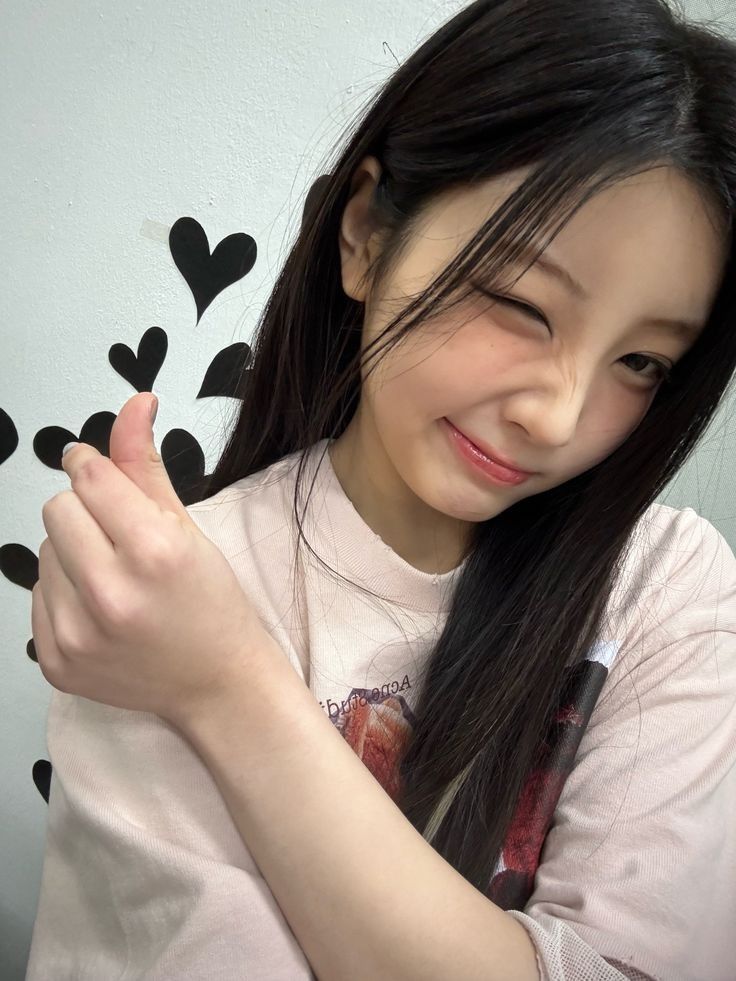 Latest photo of Wonhee (ILLIT)