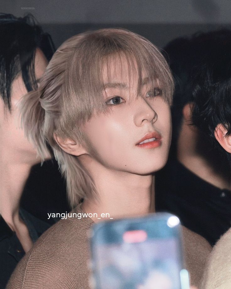 A moment captured by Jungwon (ENHYPEN)'s fan