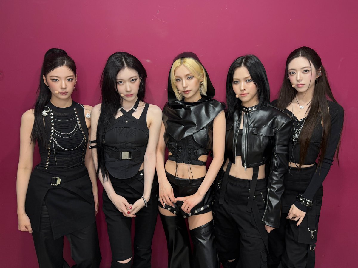 ITZY의 최신 사진