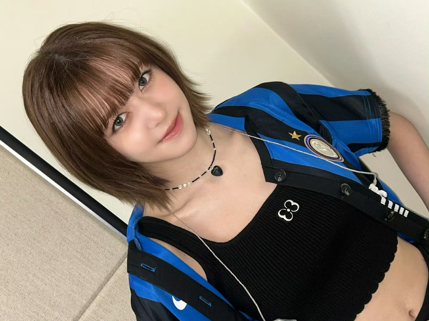 Latest photo of LILY (NMIXX)