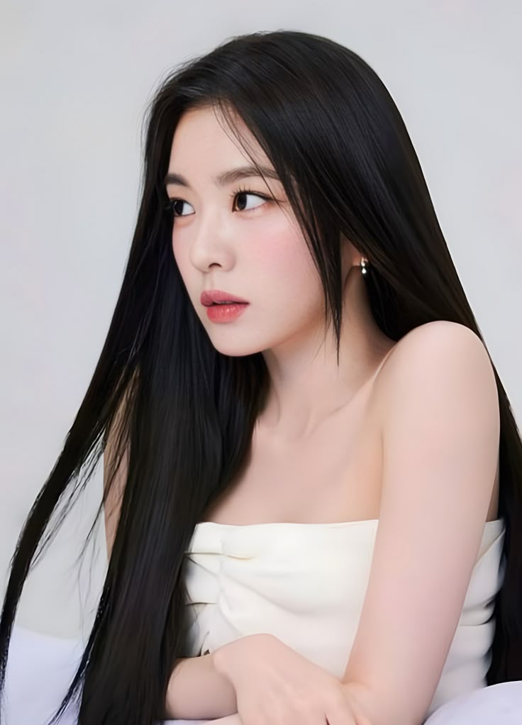 Recent activity shot of Irene (Red Velvet)