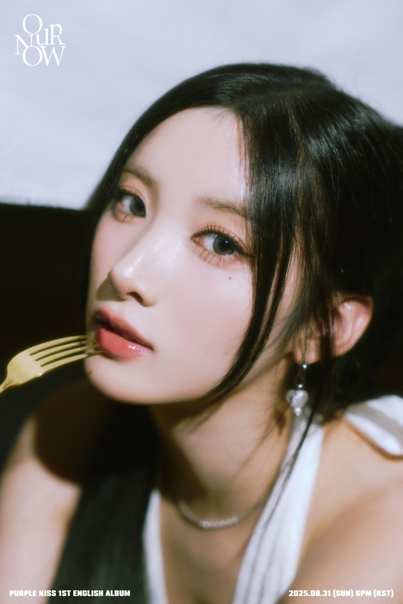 Behind-the-scenes cut of PURPLE K!SS