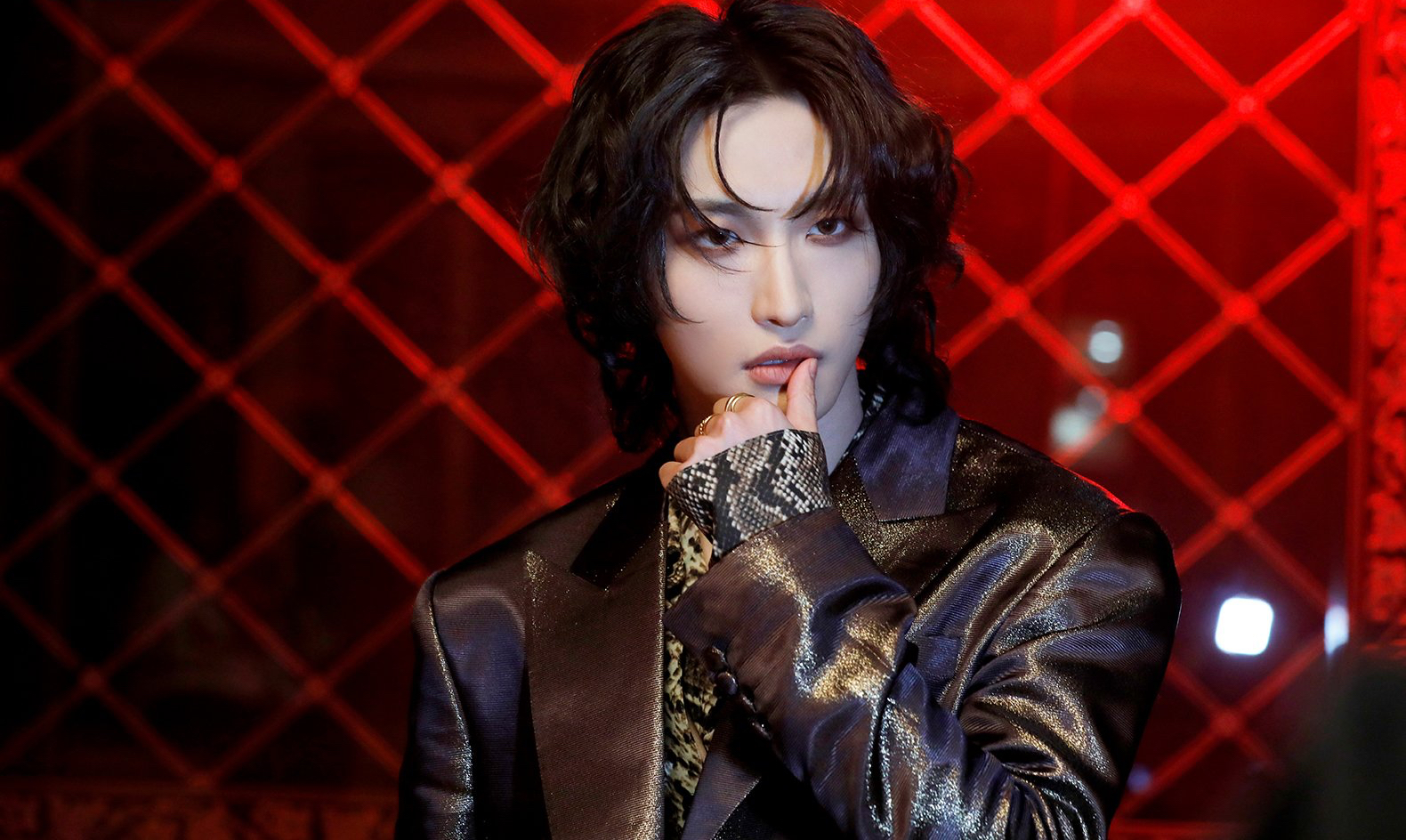 Behind-the-scenes cut of Seonghwa (ATEEZ)