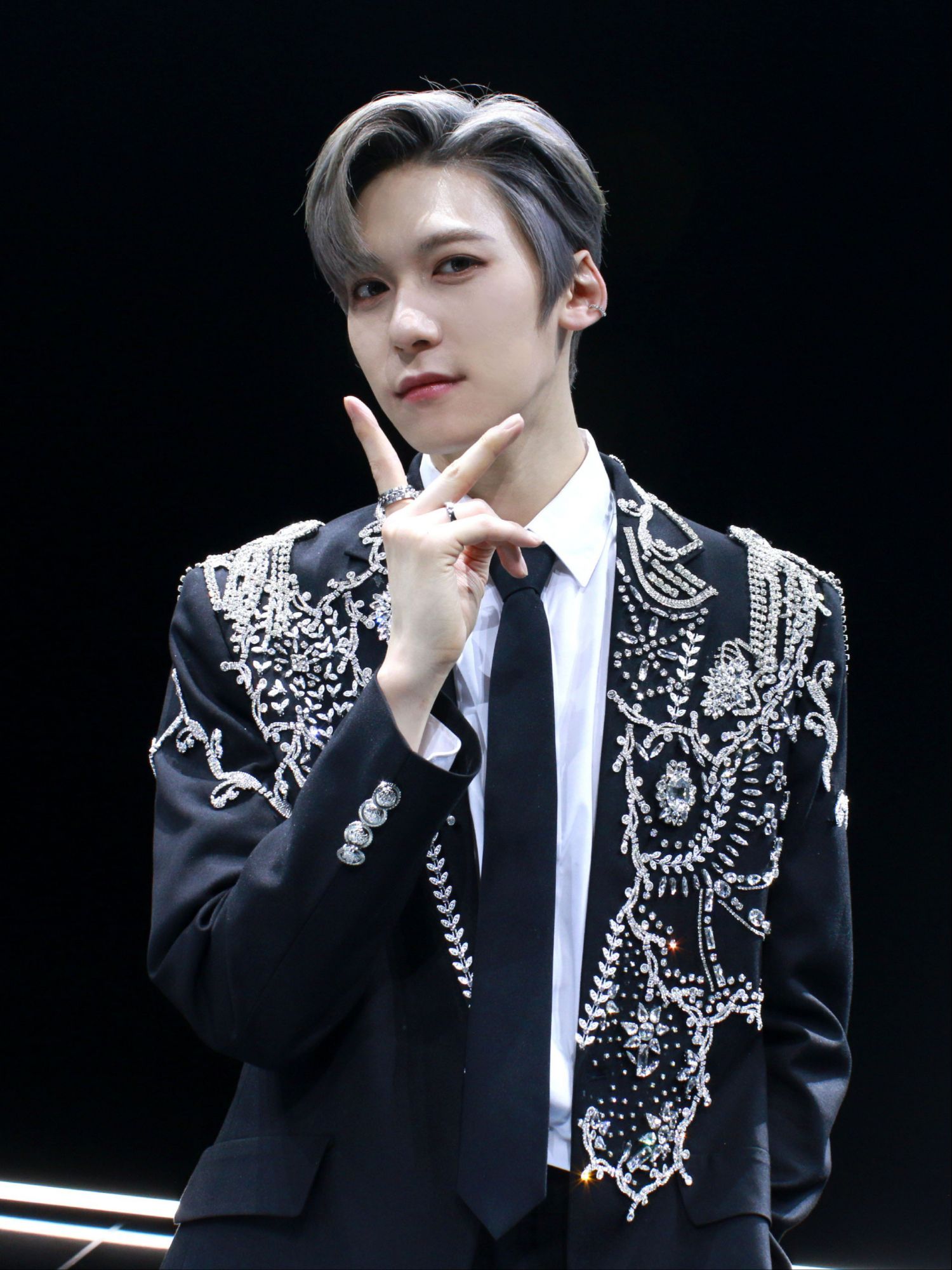 Recent activity shot of Keonhee (ONEUS)