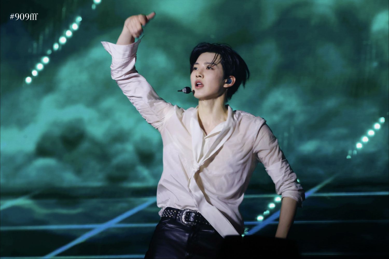 Latest photo of Junkyu (TREASURE)